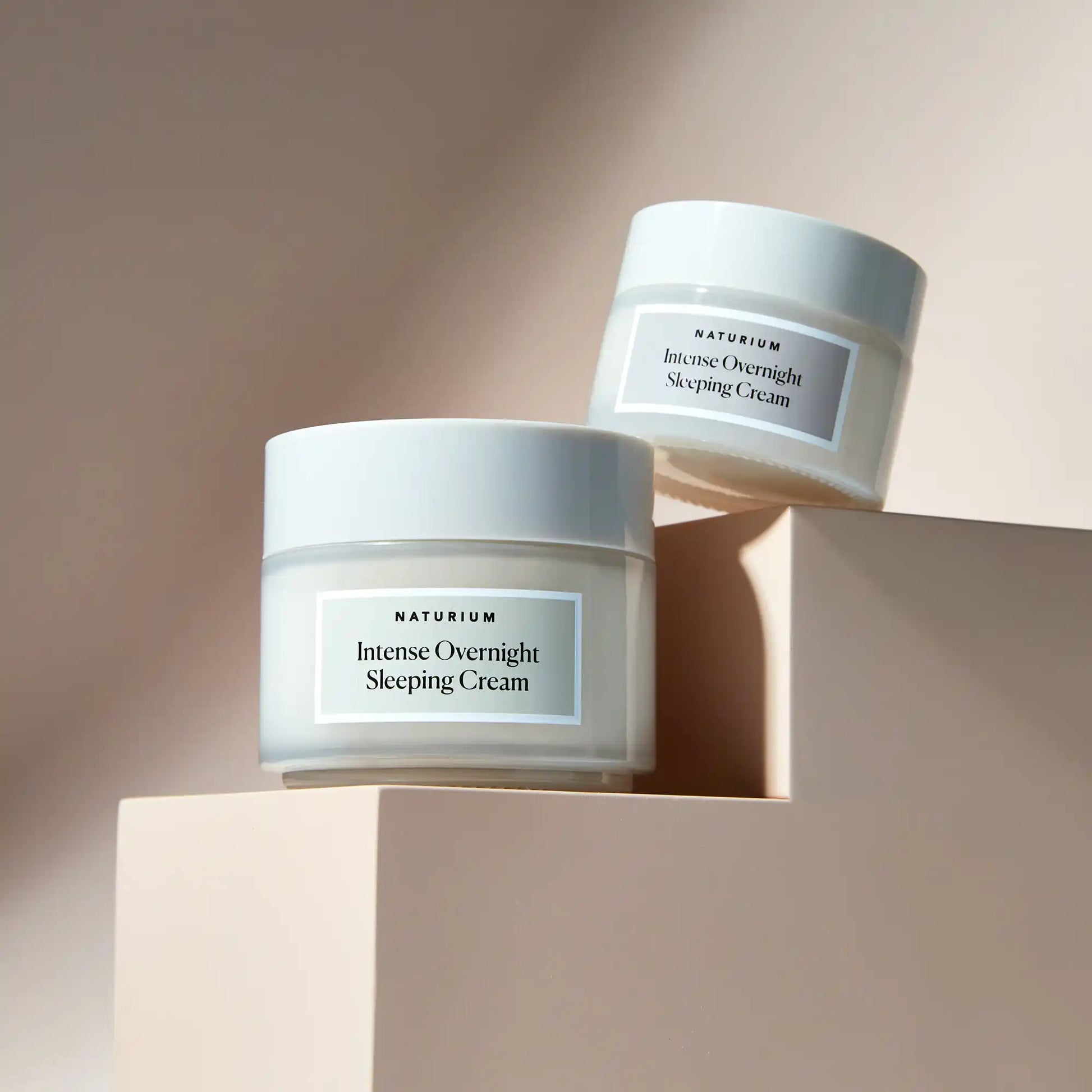 intense-overnight-sleeping-cream-jumbo-v3 11_18_2021_Naturium0552-crop.webp