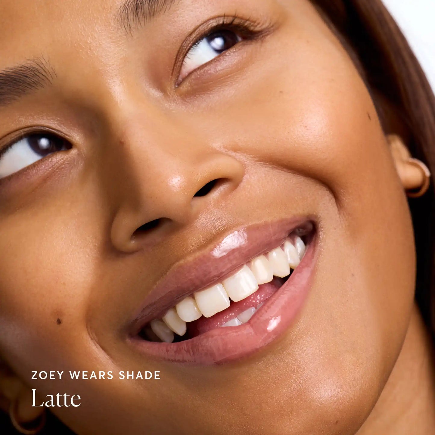 phyto-glow-lip-balm-latte-r0 NATR-60110-Alt-Images-Phyto-Glow-Lip-Balm-Latte-04.webp